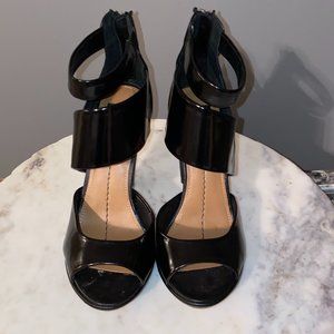 Dolce Vita Ankle Strap Peep Toe Dress Sandals 8